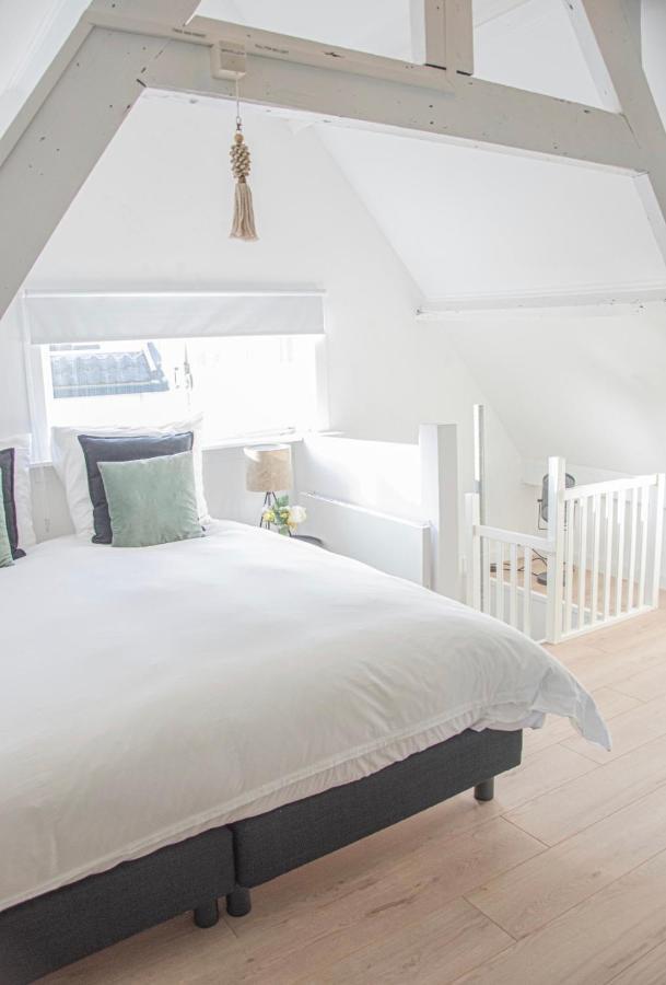 Tiny House Lindenhouse Bed and Breakfast Heemstede Esterno foto